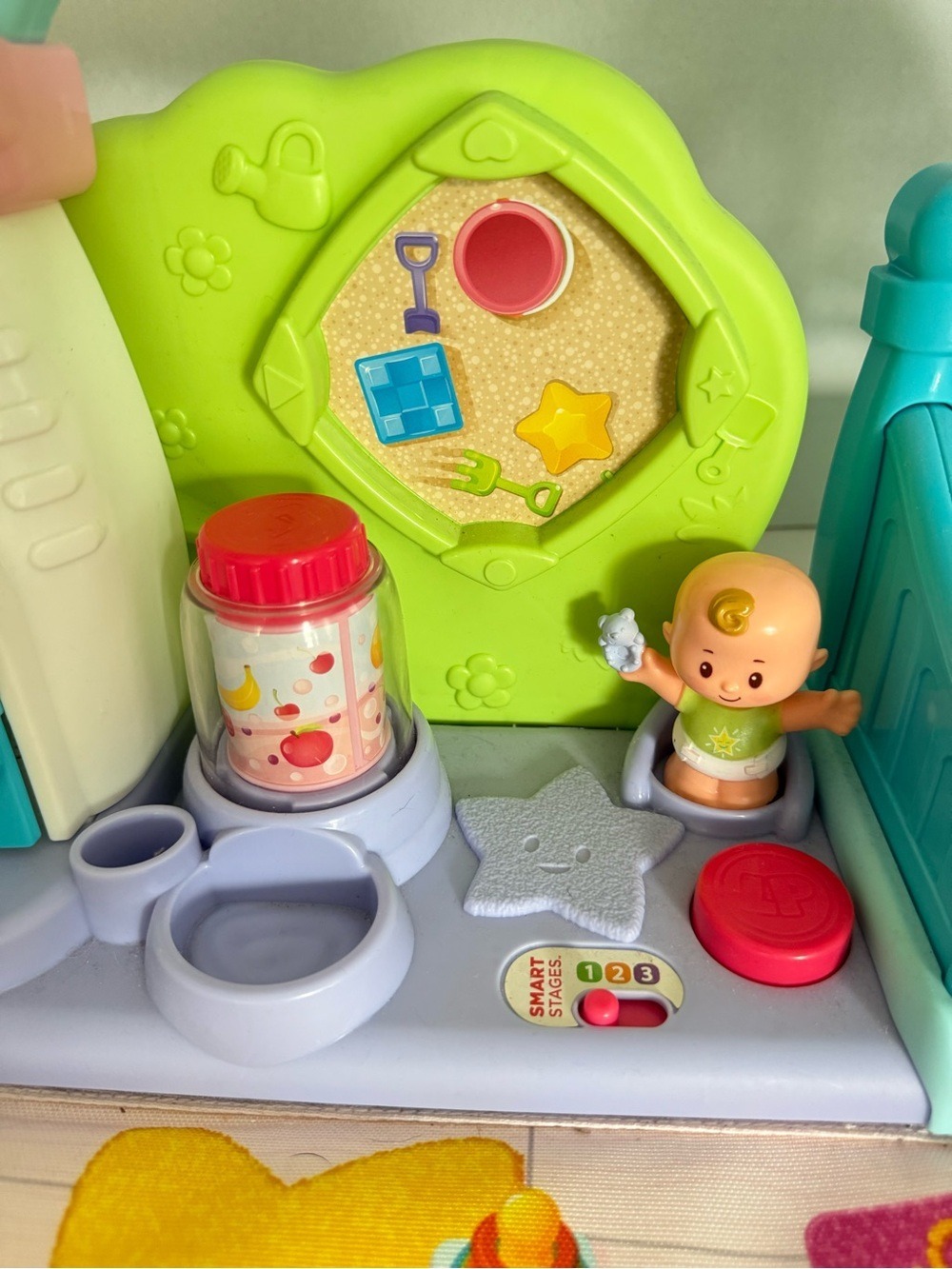 Fisher-Price Little People 1-2-3 Babies Play date Musical Playset & Accessories - Picture 5 of 17